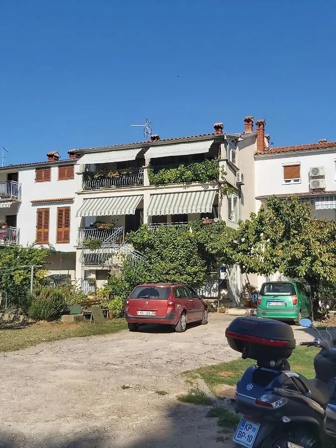 בית הארחה Apartments And Rooms By The Sea Rovinj - 19183 קרואטיה